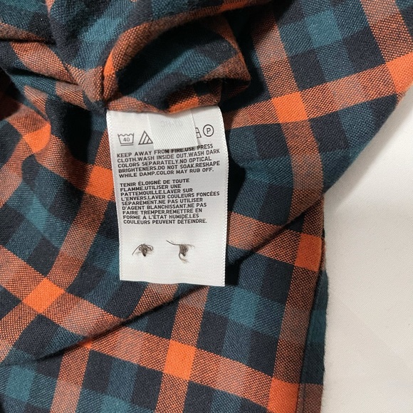 ✨Host Pick✨Uniqlo x JW Anderson Flannel Plaid Shirt - Picture 10 of 10